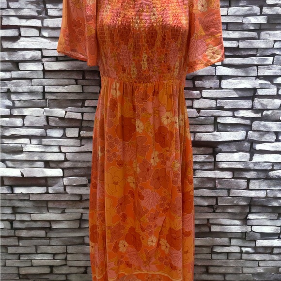 NWT paper heart Havana Floral,on/off shoulder ,wrap around skirt,sheered top S10 - Picture 2 of 11